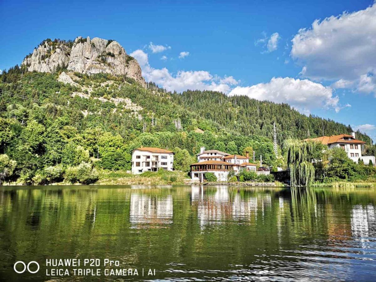 Ribkata Family Hotel Smolan Zewnętrze zdjęcie