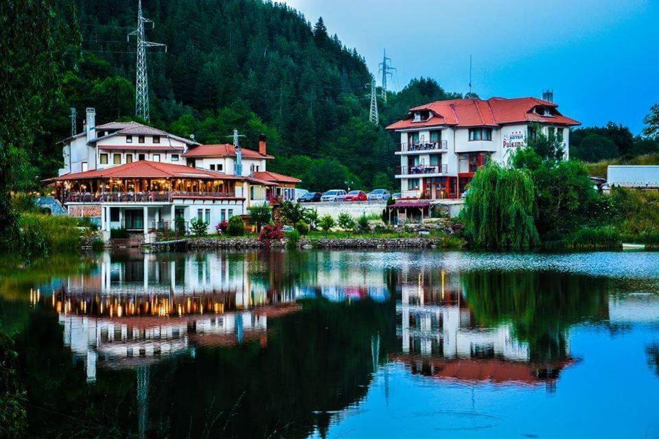 Ribkata Family Hotel Smolan Zewnętrze zdjęcie