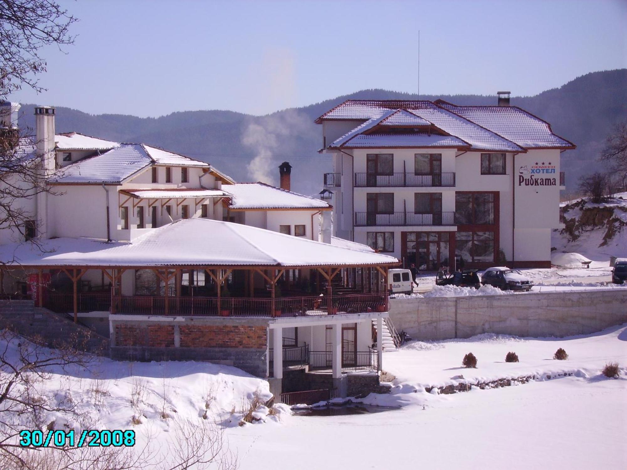 Ribkata Family Hotel Smolan Zewnętrze zdjęcie